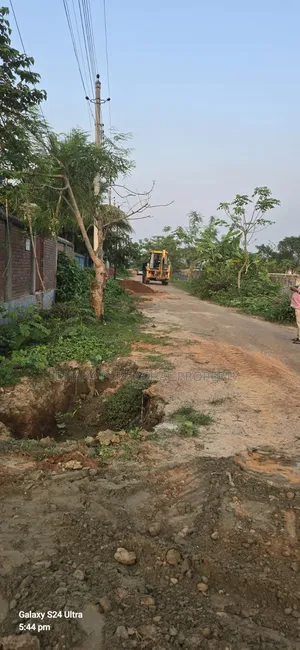 ৭৫ ৩০' কর্নার ১০ কাঠা প্লট বিক্রয় হবে