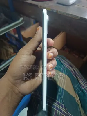 Tecno Pova Curve 2 256 GB White