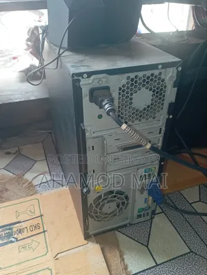 Desktop Computer HP 200 G4 4GB Intel Core I3 SSD 500GB