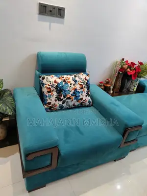 Sofa Set With Divan, Cushions, and Tea Table