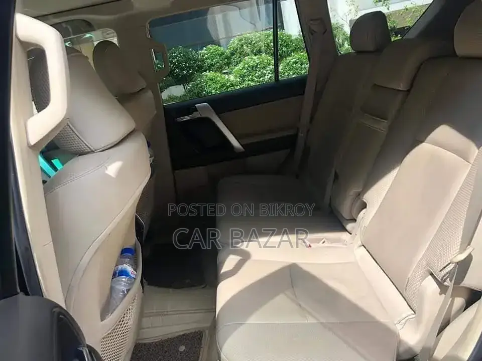 Toyota Land Cruiser Prado 2.7 I 2011 Maroon