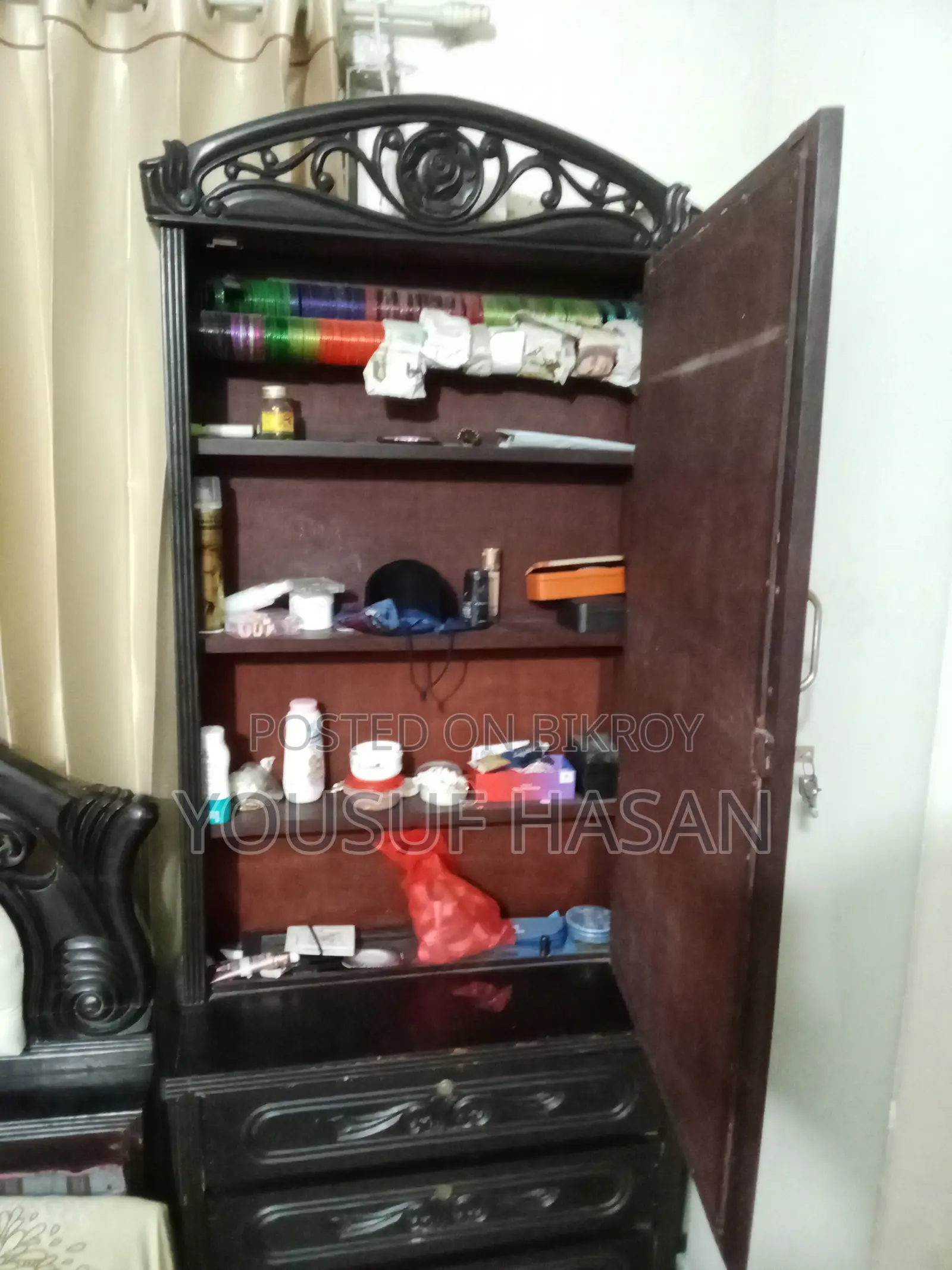 সেগুন কাঠের ড্রেসিং টেবিল