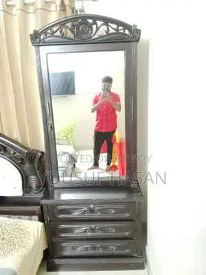 সেগুন কাঠের ড্রেসিং টেবিল