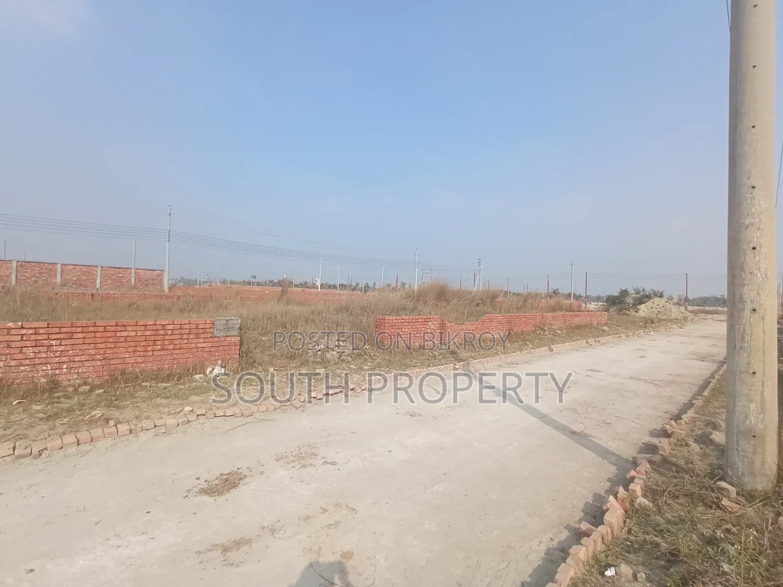 N Black Bashundhara 5 Katha South Facing Plot Sale