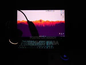 Gigabyte G24f 2