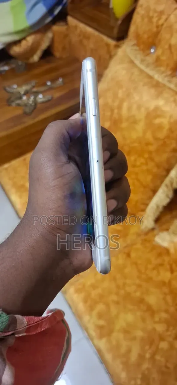 Apple iPhone 8 64 GB Silver