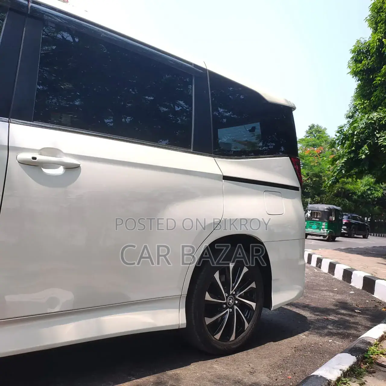 Toyota Noah 2022 Pearl