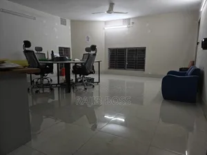 অফিস রুম (সাব-লেট)