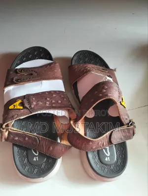 Brand New Men's Belt Shoes, Size 41