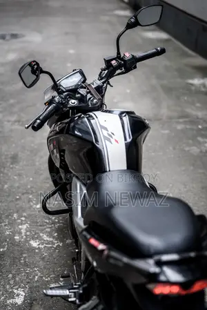 TVS Apache 160 4V 2021 Black