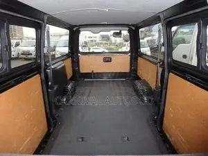 Toyota HiAce 2021 Black