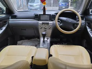 Toyota Corolla 2004 Silver