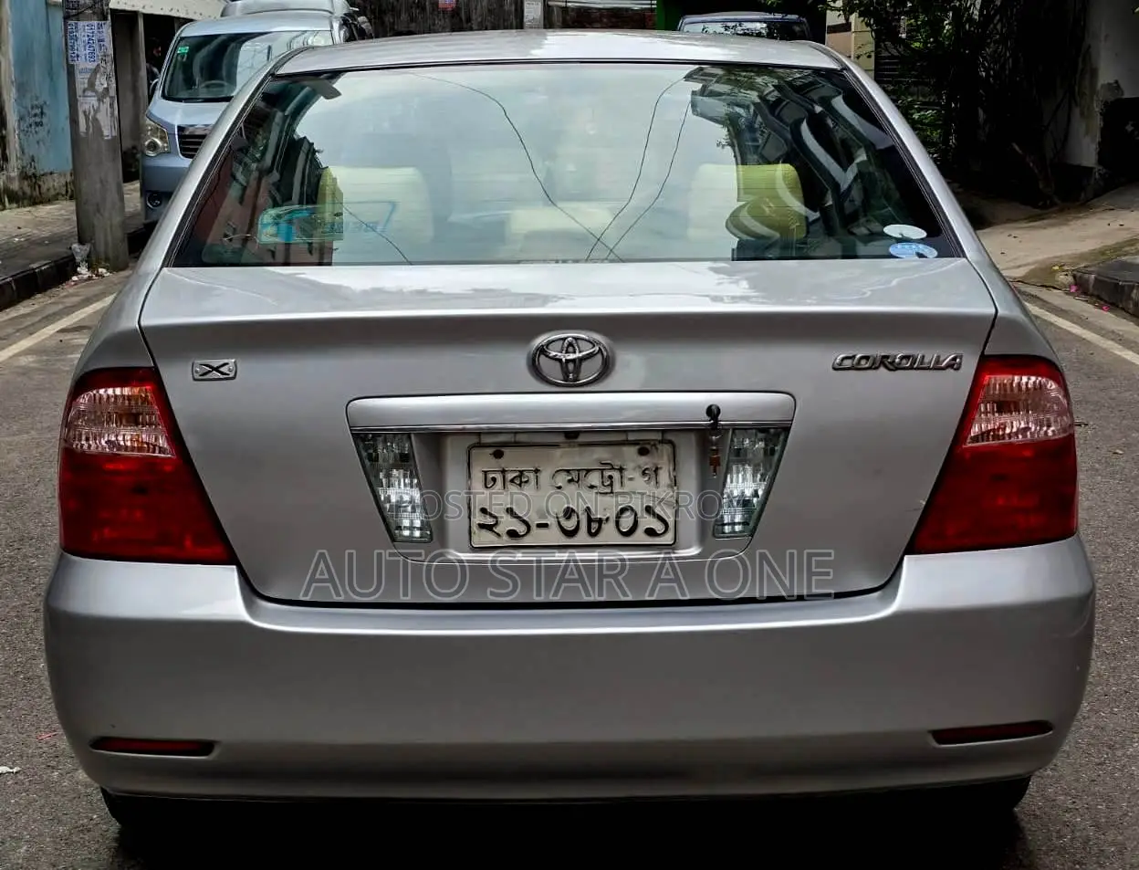 Toyota Corolla 2004 Silver