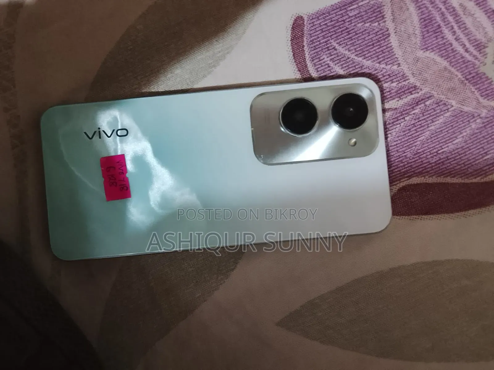 Vivo Y18 128 GB Bronze