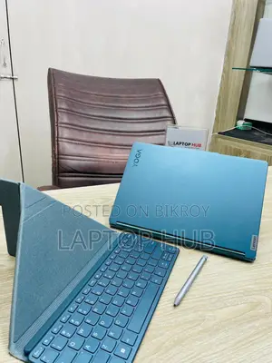 Laptop Lenovo Yoga Book 9i 16GB Intel Core I7 SSD 512GB