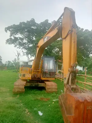 এই গাড়ি টি বিক্রি হবে