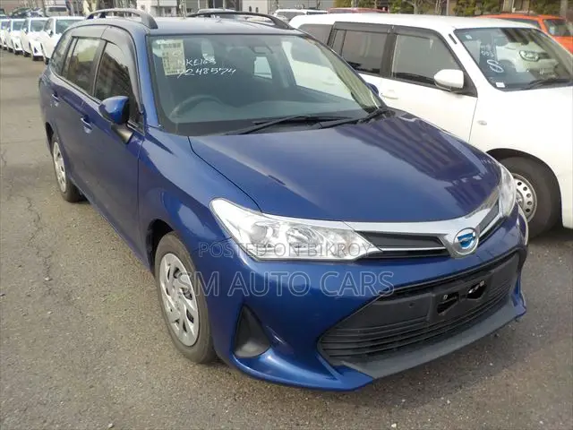 Toyota Corolla Fielder 2021 Blue