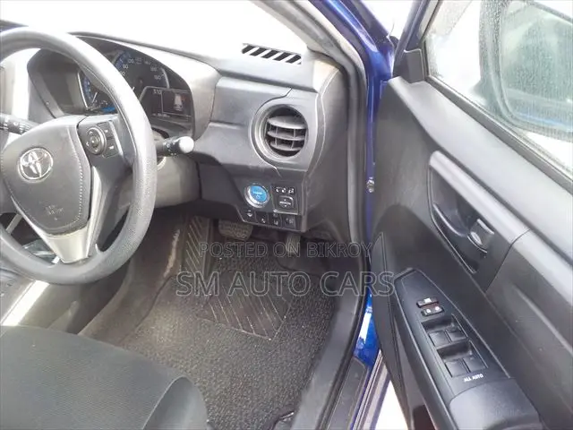 Toyota Corolla Fielder 2021 Blue