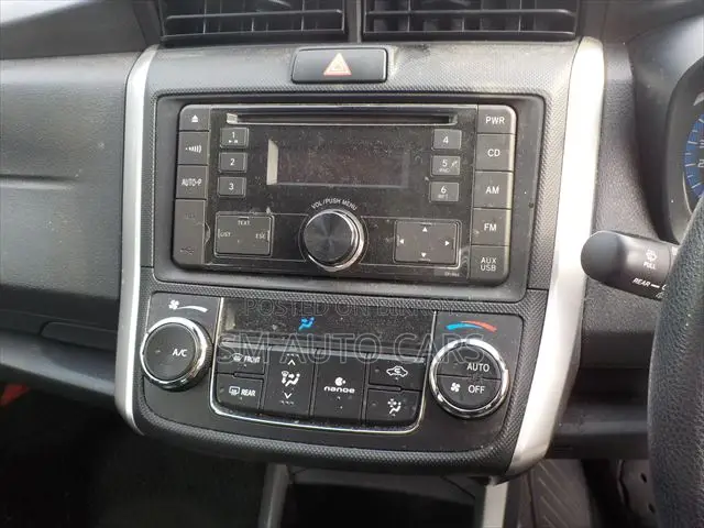 Toyota Corolla Fielder 2021 Blue