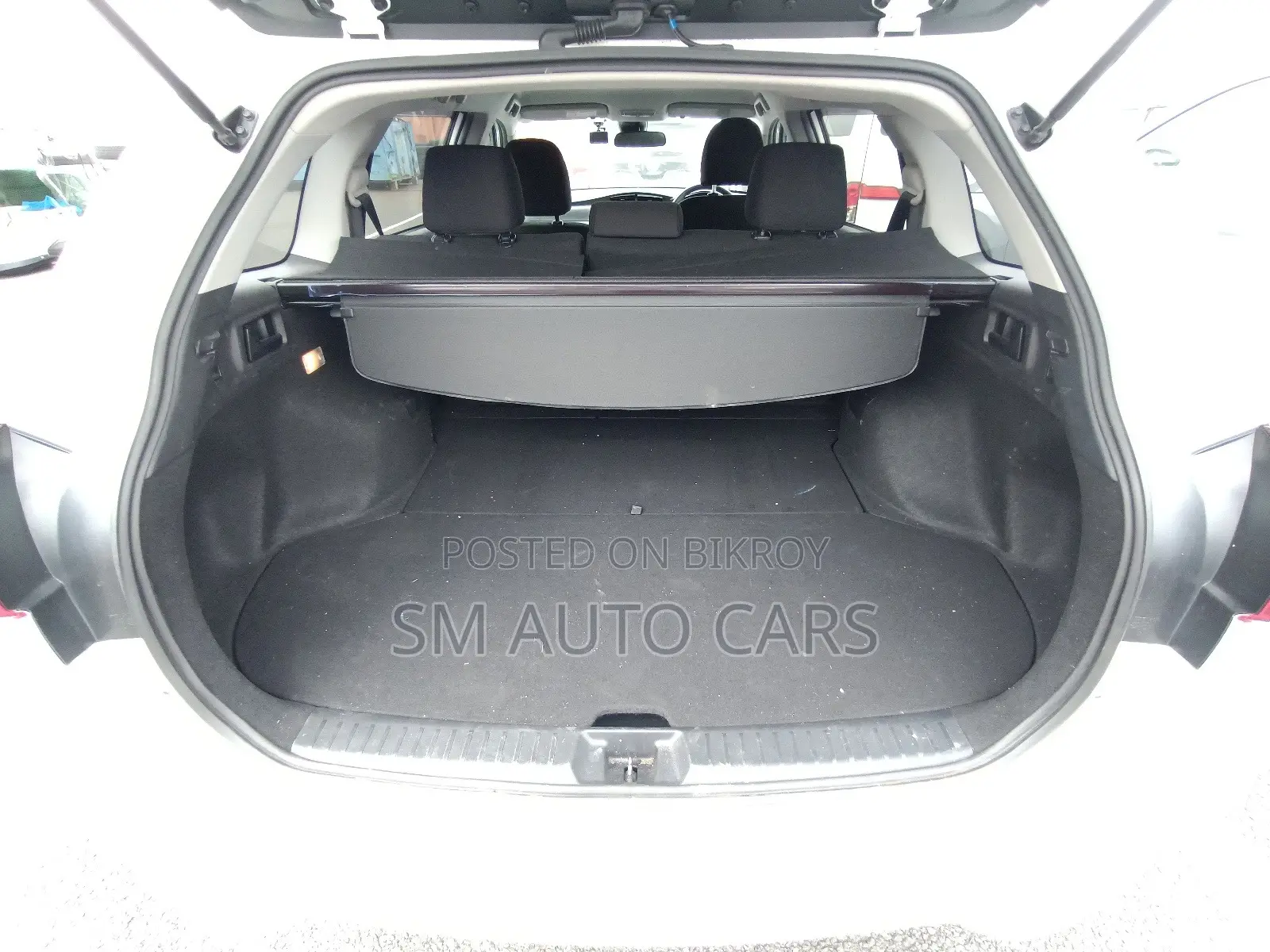 Toyota Corolla Fielder 1.5 Petrol FWD 2021 White
