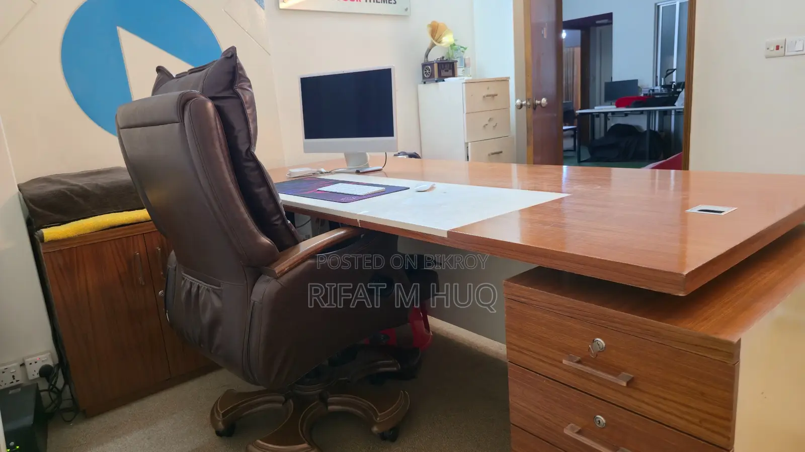 CEO Table Premium Hatil Style