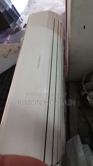 এসিটি খুবই ভালো এবং ফুল কন্ডিশন ওকে দাম আলোচনা সাপেক্ষে