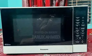 Panasonic 27 Liter Inverter Microwave Oven (NN-SF564W)