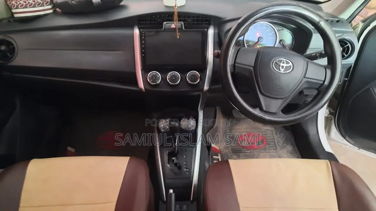 Toyota Corolla Fielder 2017 White