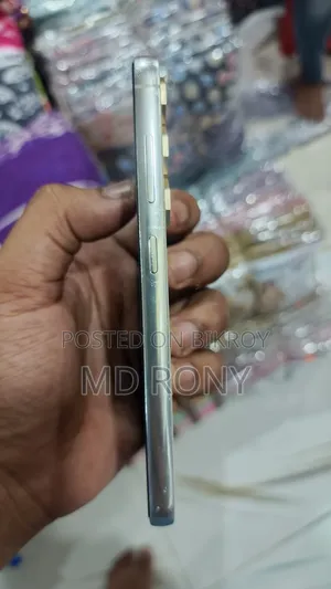 New Samsung Galaxy S23 256 GB White
