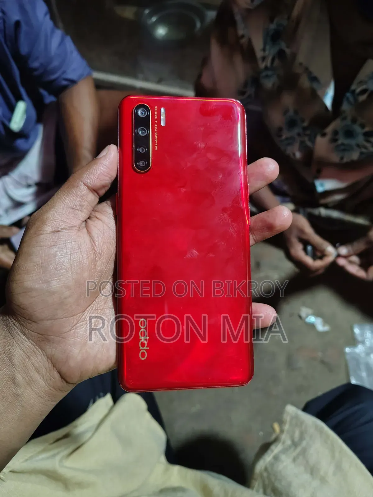 Oppo F15 ২৫৬ জিবি লাল