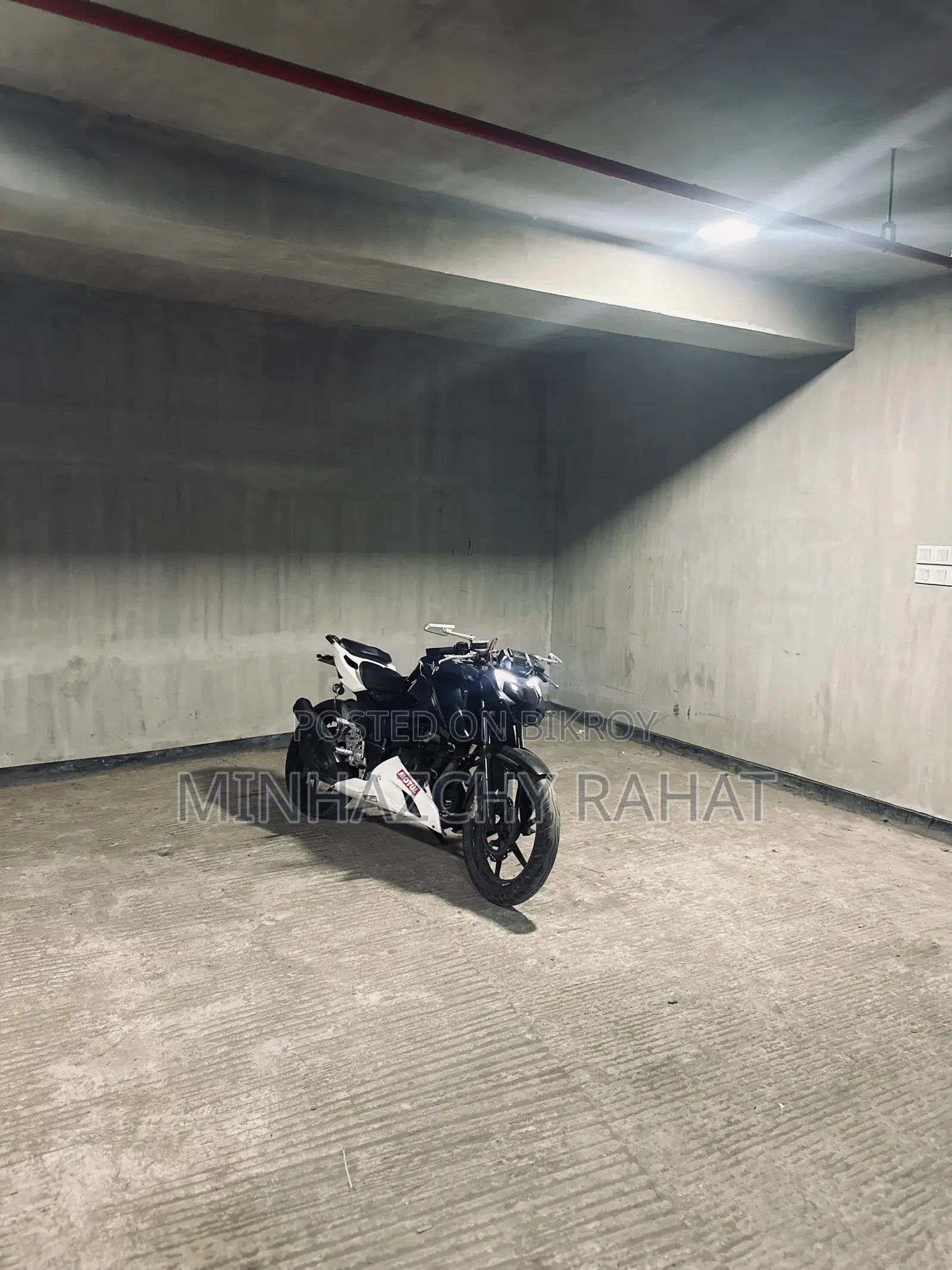 TVS Apache 160 4V 2019 Black