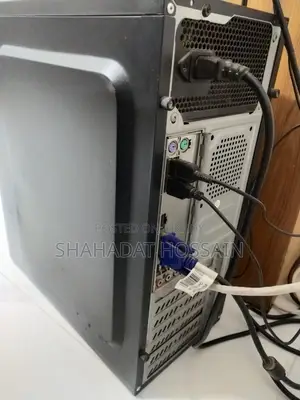 Desktop Computer MSI AG270 2PE 4GB Intel Core I5 SSD 128GB
