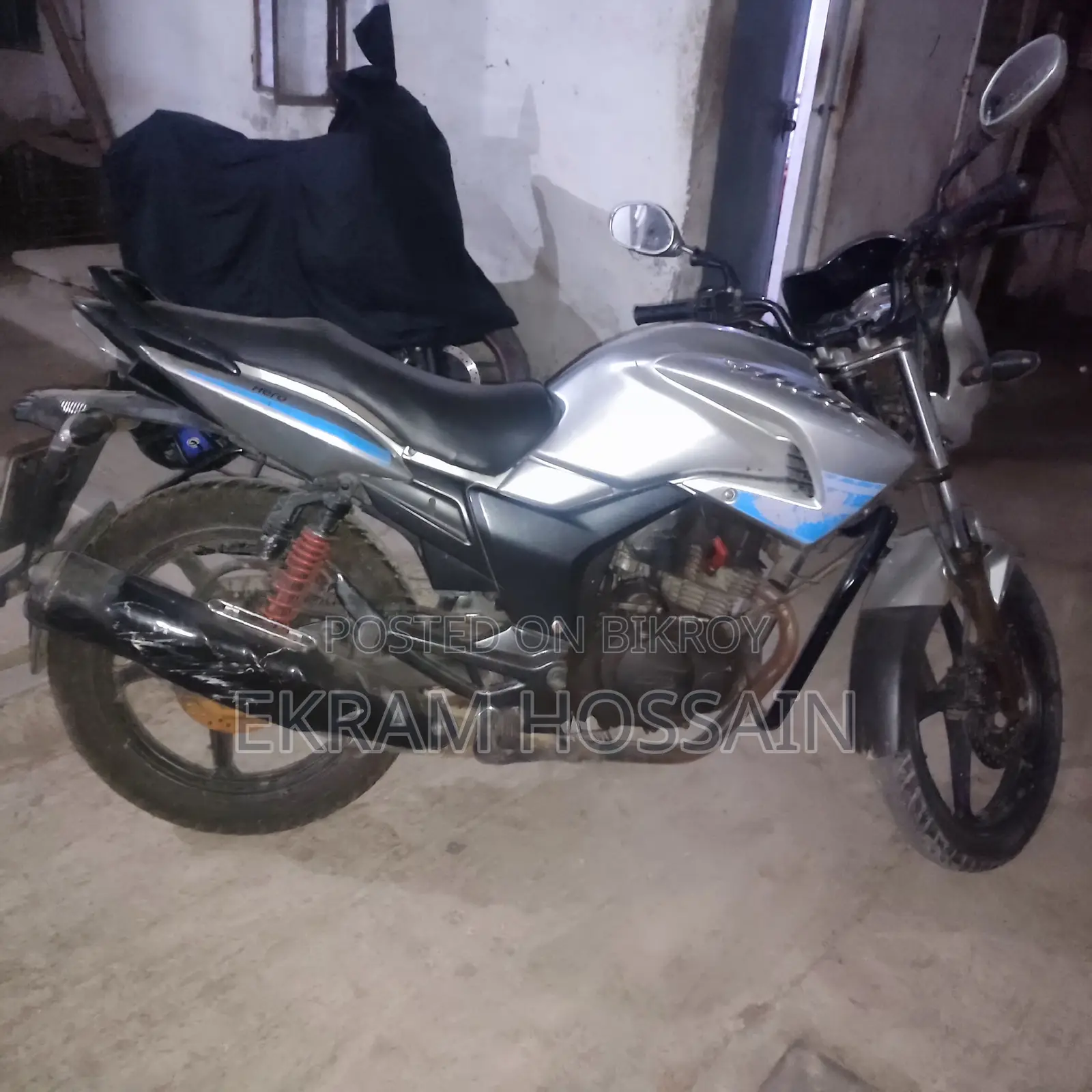 হিরো হাঙ্ক ২০১২ সিলভার