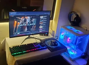 Desktop Computer 8GB AMD Ryzen 5 SSD 256GB