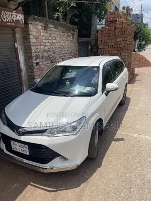 Toyota Corolla Fielder 2017 White
