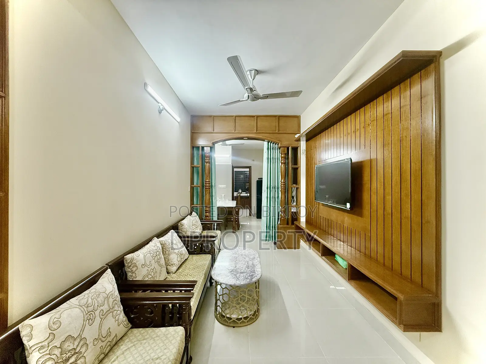 বসুন্ধরায় ফার্নিশড ৩ বেডরুমের অ্যাপার্টমেন্ট ভাড়ার জন্য