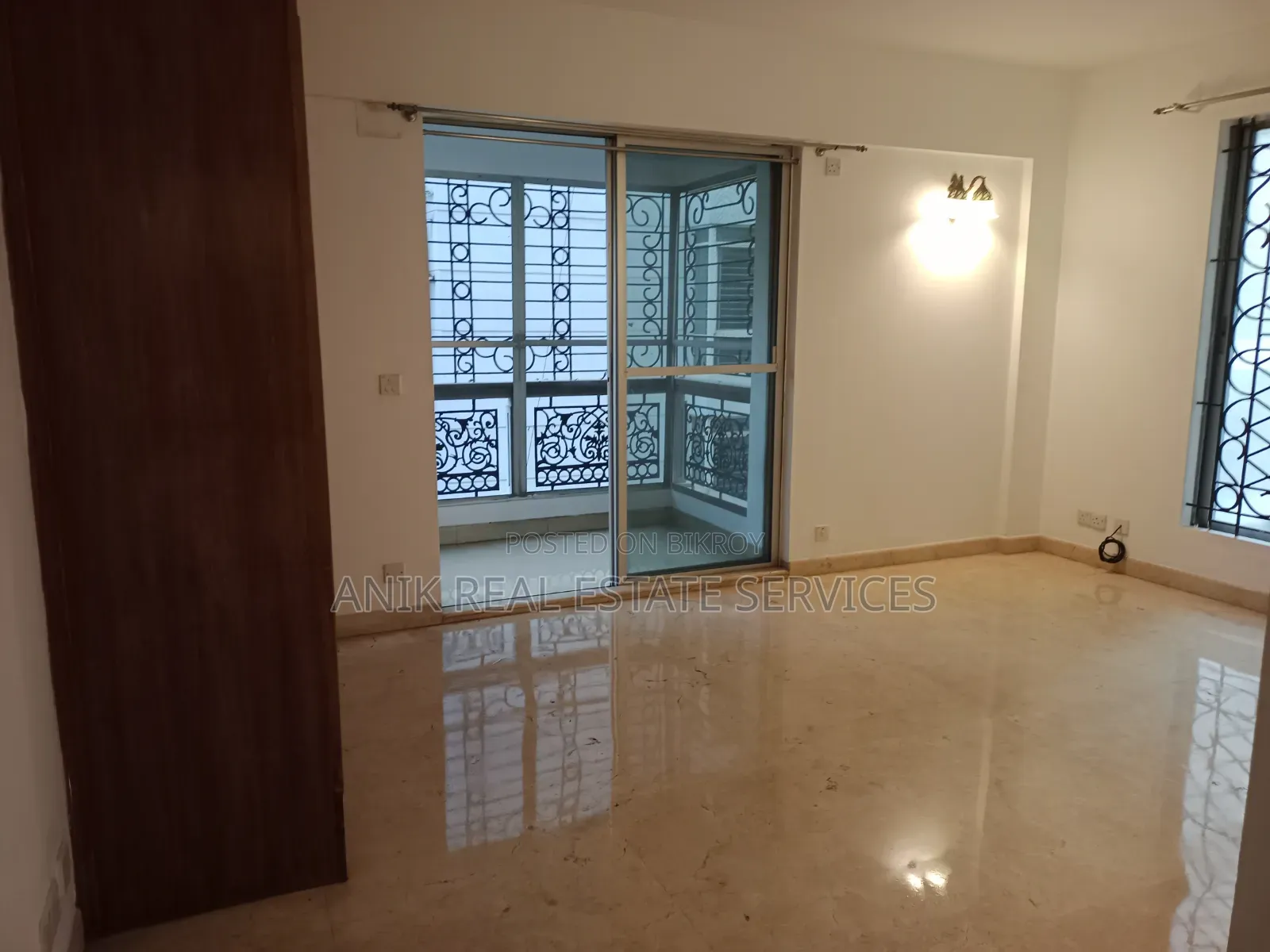 4-bedroom Apartment in Anik Real Estate, Gulshan for Sale