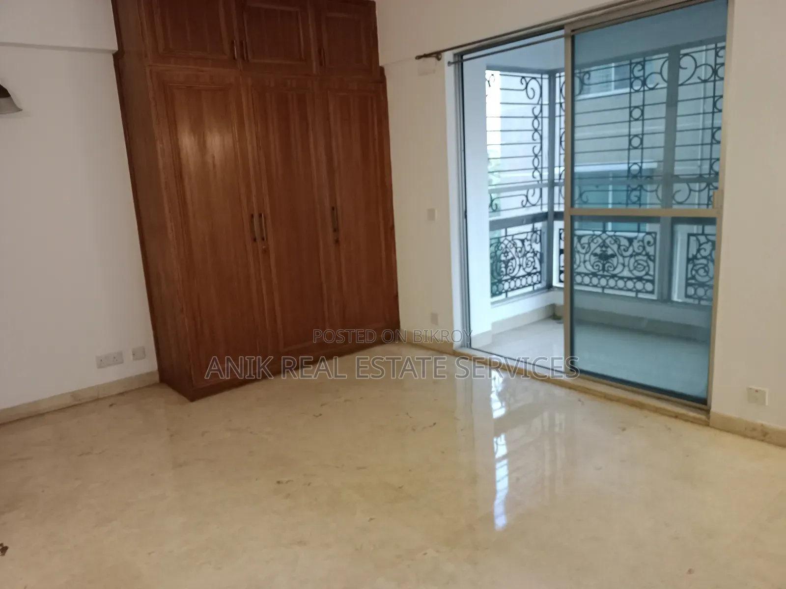 4-bedroom Apartment in Anik Real Estate, Gulshan for Sale