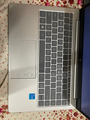 Laptop HP 14-Ep0063 8GB Intel Core I5 SSD 512GB