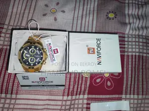 Original Naviforce Model Nf-8021 Watch