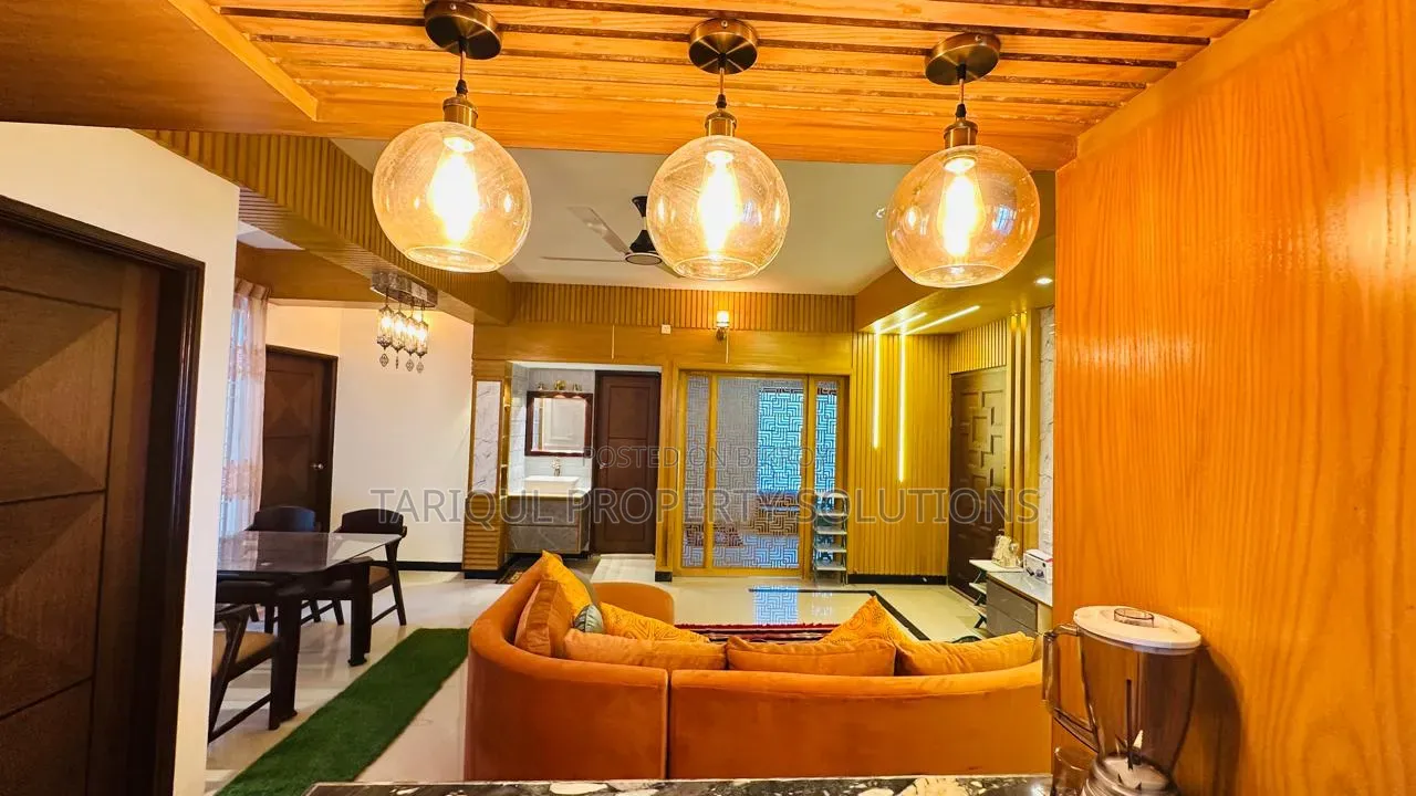 Furnished 3-bedroom Apartment in Bashundhara for rent