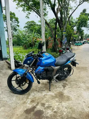 সুজুকি জিক্সার মনোটন ২০১৯ ব্লু