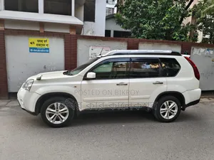 Nissan X-Trail 2012 Pearl