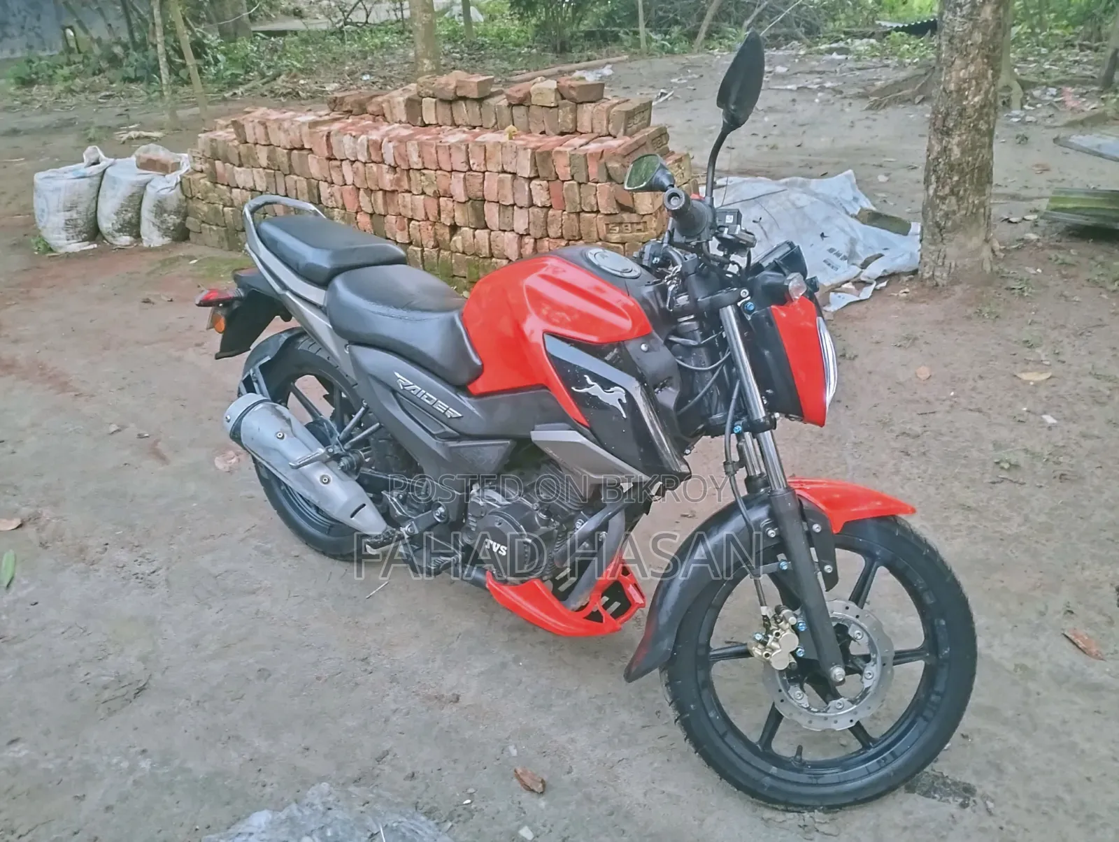 TVS Raider 125 2022 Red