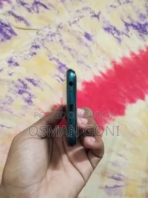 Vivo Y12 64 GB Blue