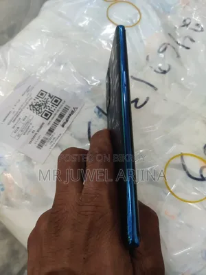 ওপ্পো রেনো৫ প্রো ৫জি ২৫৬ জিবি পার্পল