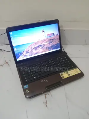Laptop Toshiba Satellite C640 4GB Intel Core I5 HDD 500GB