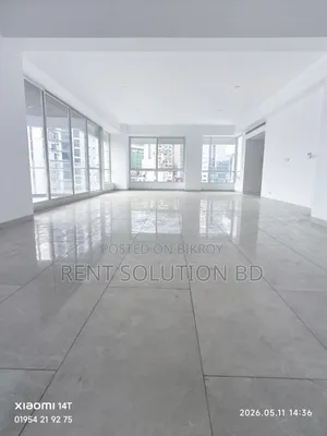 4-bedroom Apartment in Luxury Apartments for rent