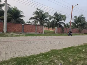 Bashundhara N Block Corner Plot For Sale 40*25*25