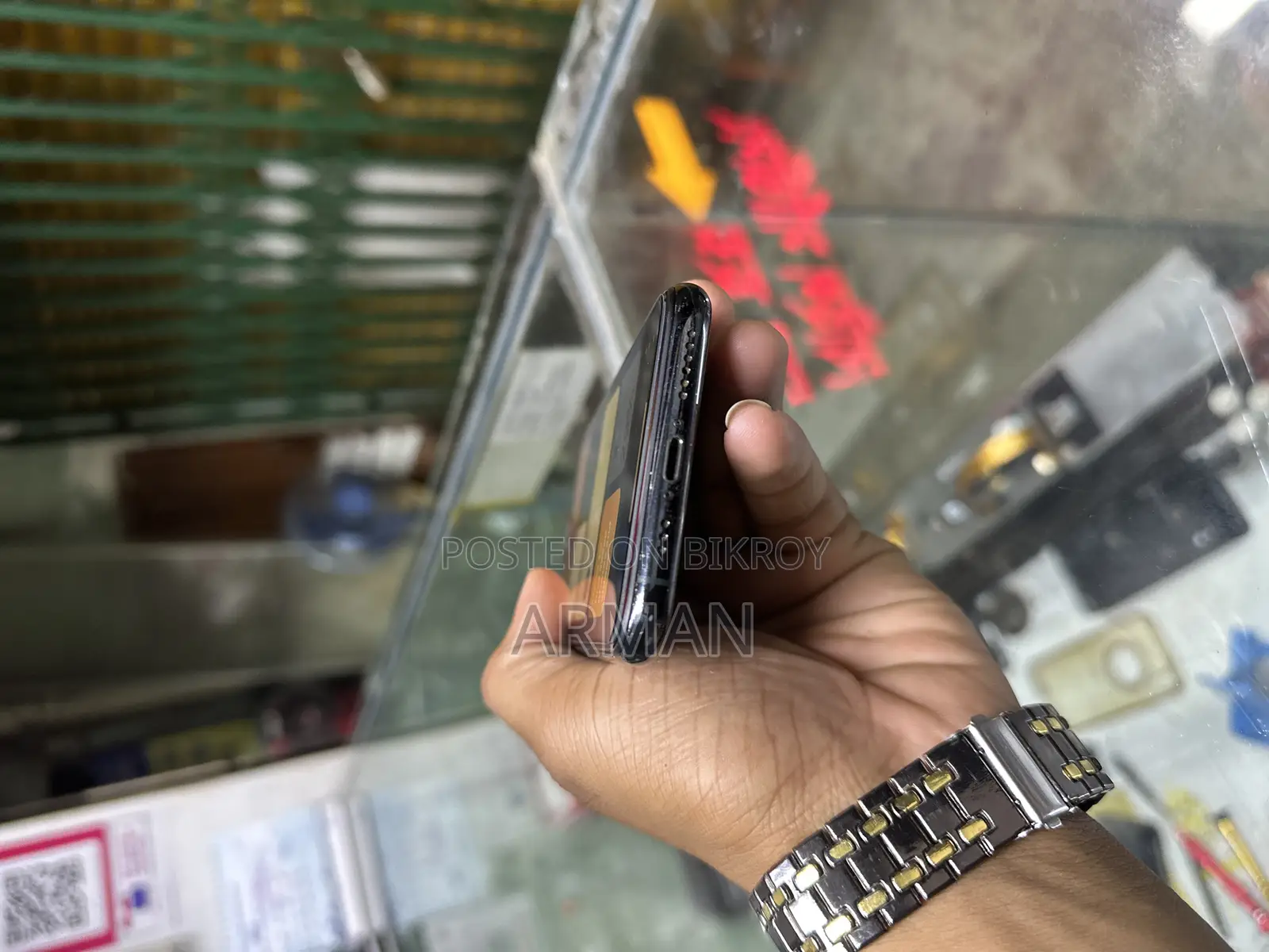 অ্যাপল আইফোন ১১ প্রো ২৫৬ জিবি ব্ল্যাক